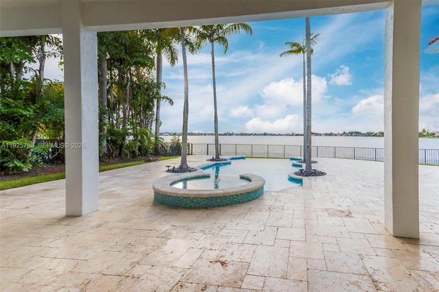 1962 SW 185th Ave, Miramar, FL 33029