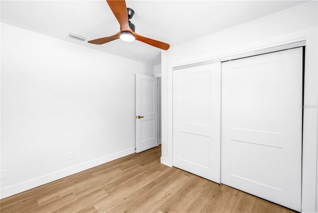 1221 36TH TERRACE N, St Petersburg, FL 33704