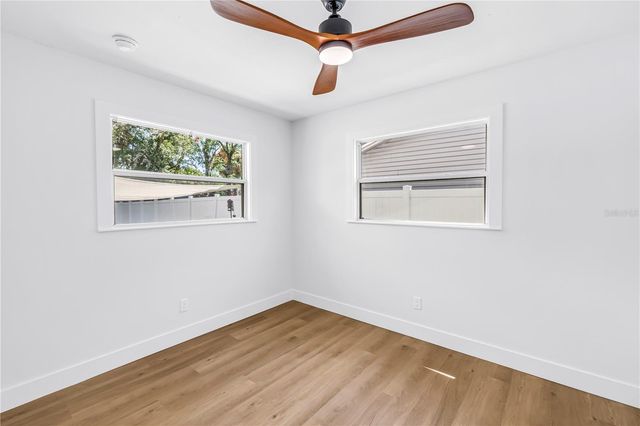 1221 36TH TERRACE N, St Petersburg, FL 33704