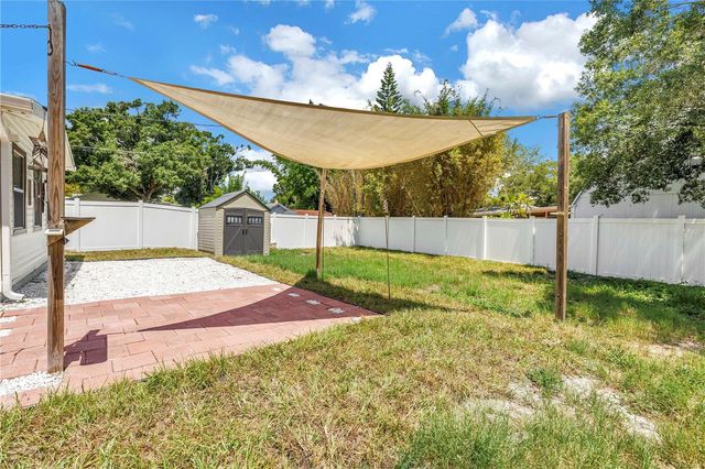 1221 36TH TERRACE N, St Petersburg, FL 33704