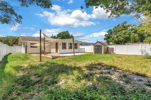 1221 36TH TERRACE N, St Petersburg, FL 33704