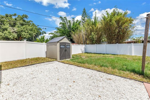 1221 36TH TERRACE N, St Petersburg, FL 33704