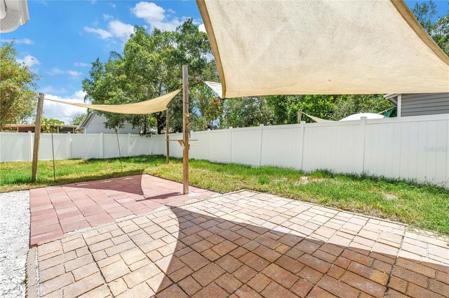 1221 36TH TERRACE N, St Petersburg, FL 33704
