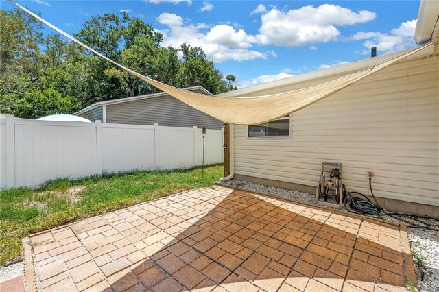 1221 36TH TERRACE N, St Petersburg, FL 33704