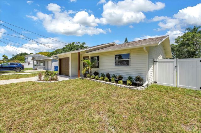 1221 36TH TERRACE N, St Petersburg, FL 33704