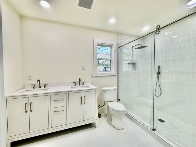 1006 W 43rd Street, Houston, TX 77018