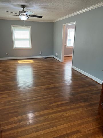 1006 W 43rd Street, Houston, TX 77018