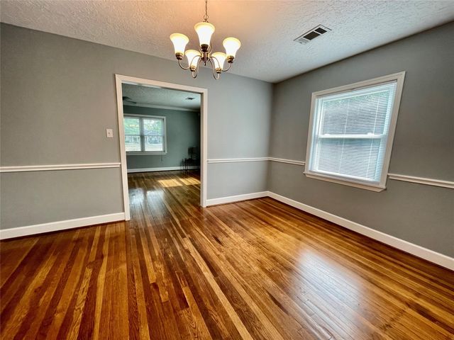 1006 W 43rd Street, Houston, TX 77018