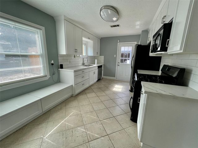 1006 W 43rd Street, Houston, TX 77018