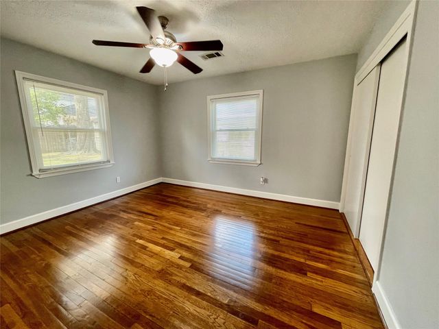 1006 W 43rd Street, Houston, TX 77018