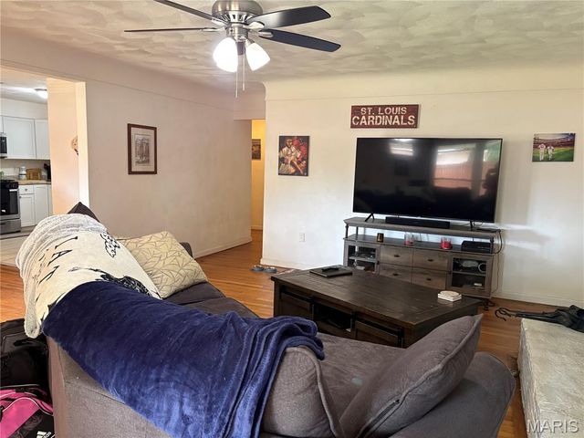 112 Kassing Avenue, Fairview Heights, IL 62208