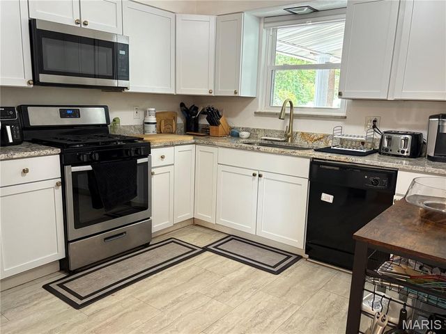 112 Kassing Avenue, Fairview Heights, IL 62208