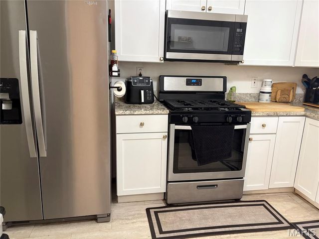 112 Kassing Avenue, Fairview Heights, IL 62208