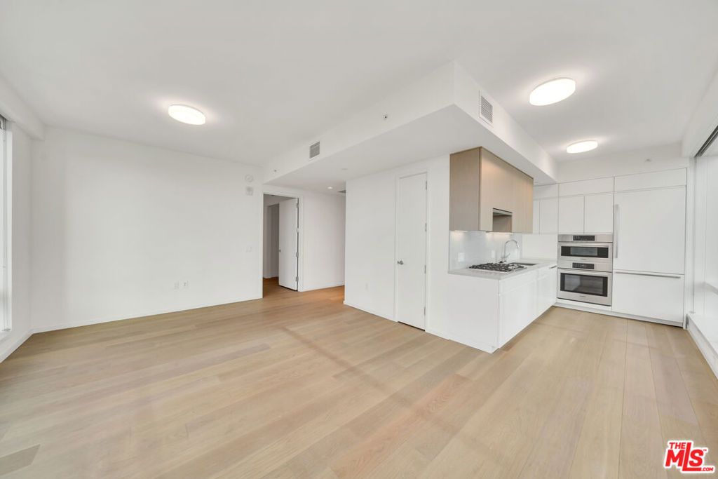 877 Francisco Street 628, Los Angeles, CA 90017 — photo 5
