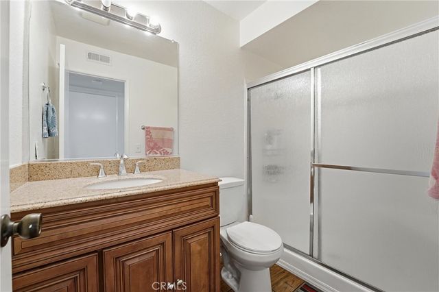 104 Oval, Irvine, CA 92604