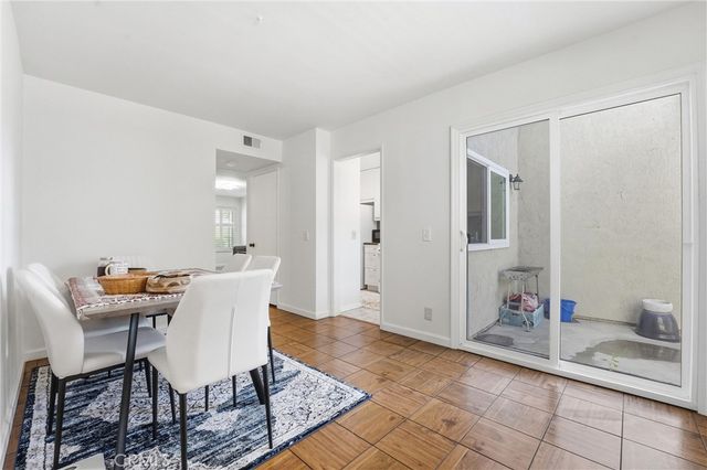 104 Oval, Irvine, CA 92604