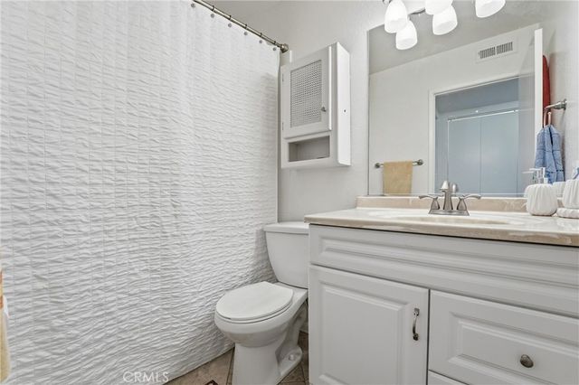 104 Oval, Irvine, CA 92604