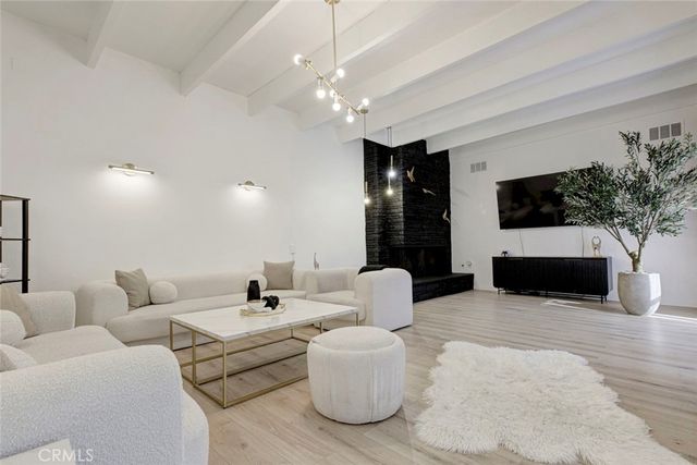 606 Galer Place, Glendale, CA 91206