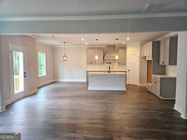 149 Silvercrest Drive 58, Acworth, GA 30101