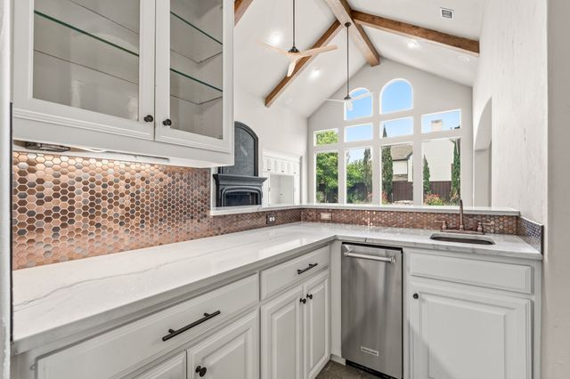 4049 Castle Bank Lane, Frisco, TX 75033
