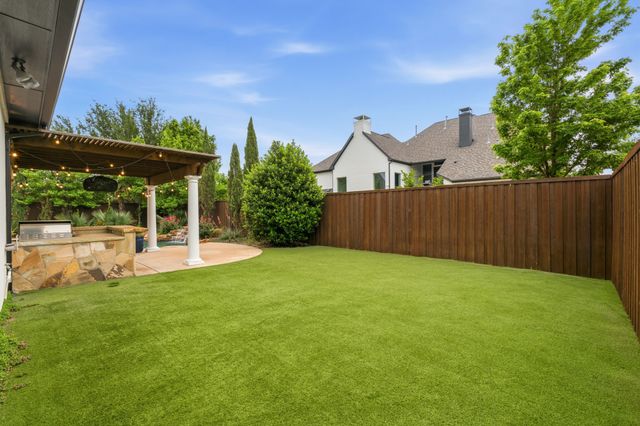 4049 Castle Bank Lane, Frisco, TX 75033