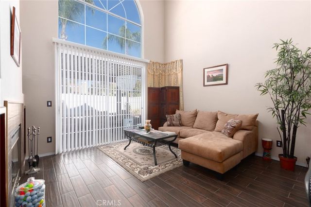 28398 Inverness Court, Menifee, CA 92584