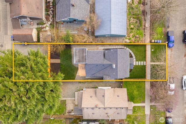 949 S Ridgewood Avenue, Tacoma, WA 98405