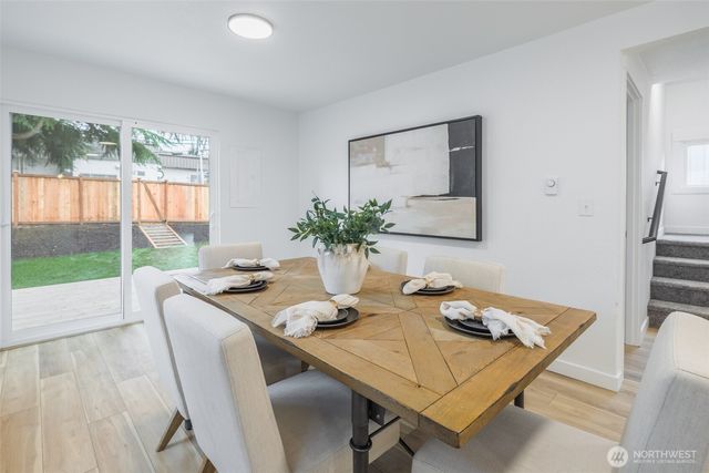 949 S Ridgewood Avenue, Tacoma, WA 98405