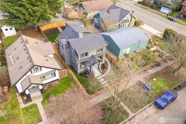 949 S Ridgewood Avenue, Tacoma, WA 98405