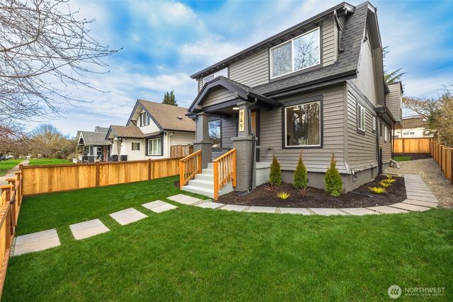 949 S Ridgewood Avenue, Tacoma, WA 98405