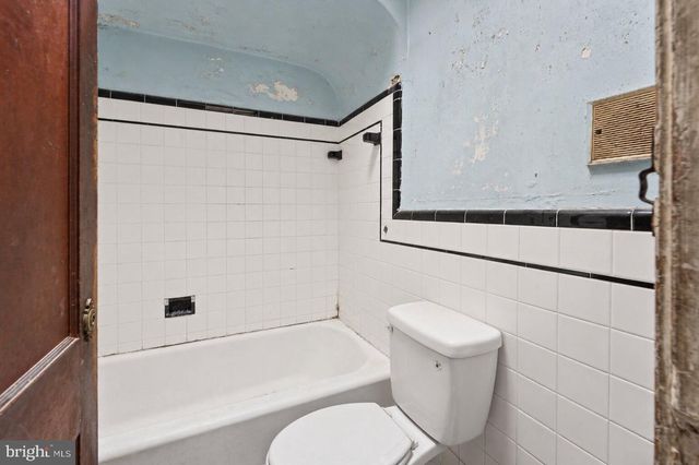1648 FORT DAVIS ST SE, Washington, DC 20020
