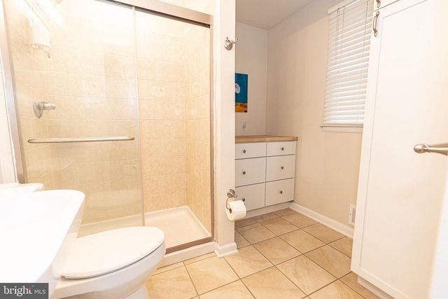 8618 VALLEYFIELD RD, Timonium, MD 21093