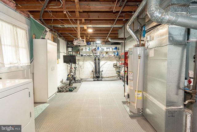 8618 VALLEYFIELD RD, Timonium, MD 21093