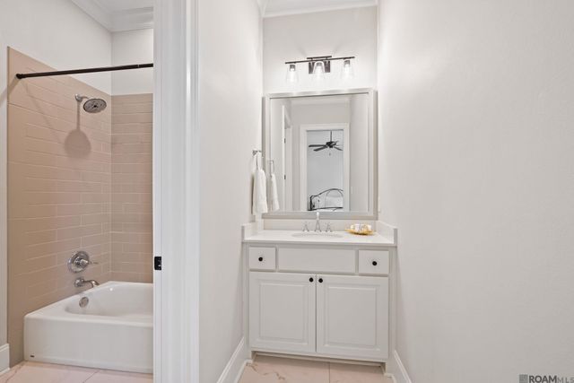 5035 Arrowhead St, Baton Rouge, LA 70808