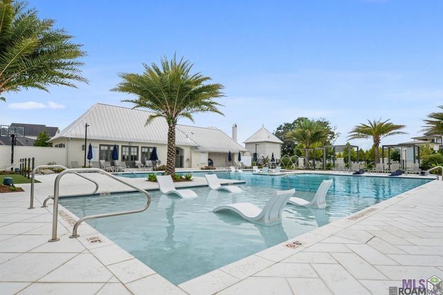 5035 Arrowhead St, Baton Rouge, LA 70808