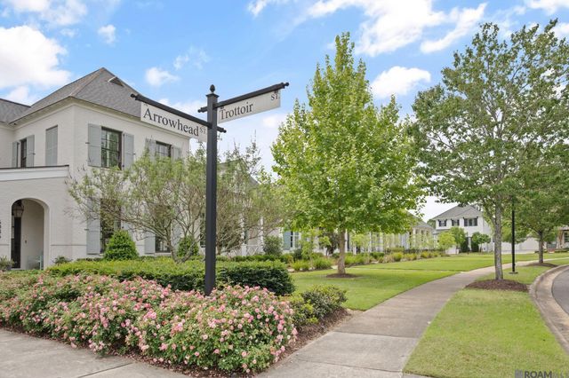 5035 Arrowhead St, Baton Rouge, LA 70808