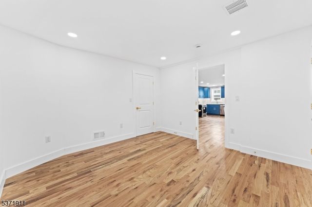 441 S 9Th St, Newark City, NJ 07103