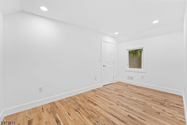 441 S 9Th St, Newark City, NJ 07103