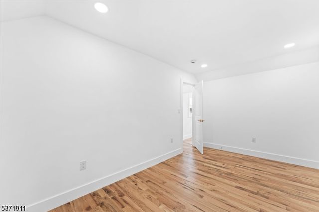 441 S 9Th St, Newark City, NJ 07103