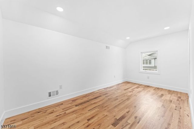 441 S 9Th St, Newark City, NJ 07103