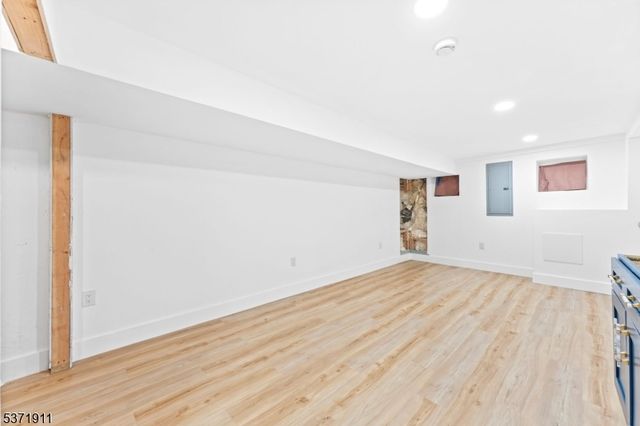 441 S 9Th St, Newark City, NJ 07103