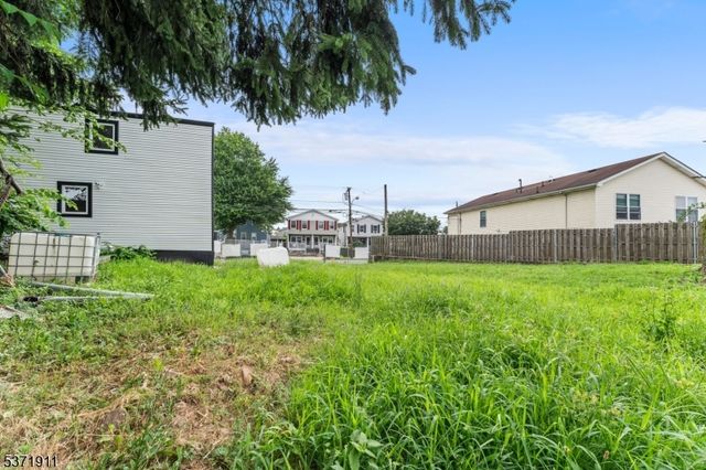 441 S 9Th St, Newark City, NJ 07103