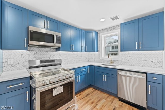 441 S 9Th St, Newark City, NJ 07103