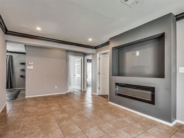 503 W Owens Street, El Reno, OK 73036