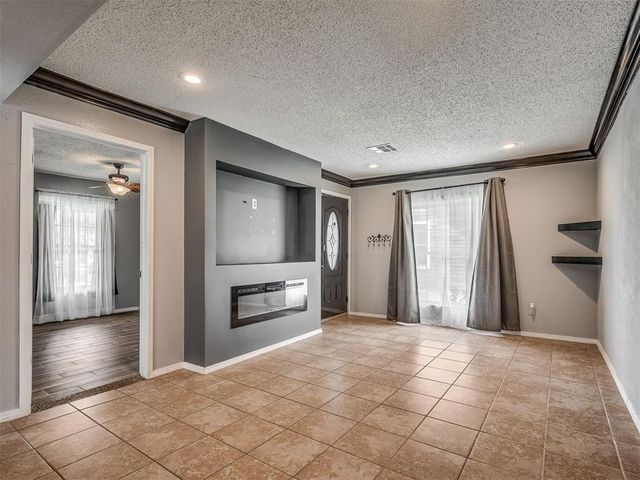 503 W Owens Street, El Reno, OK 73036