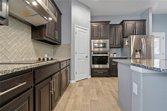 4408 Sugargrove Lane, Arlington, TX 76001