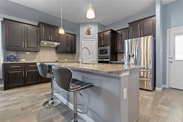 4408 Sugargrove Lane, Arlington, TX 76001