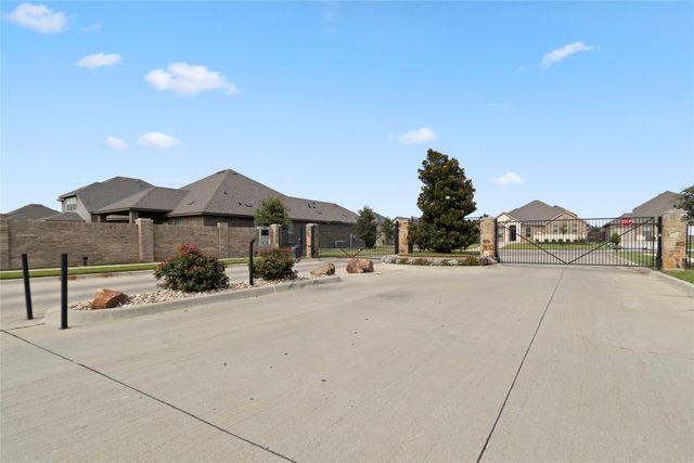 4408 Sugargrove Lane, Arlington, TX 76001