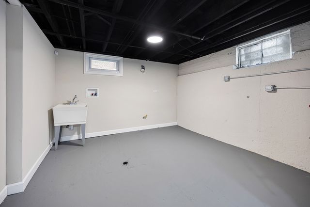 9150 S Wallace Street, Chicago, IL 60620