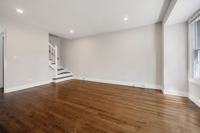 9150 S Wallace Street, Chicago, IL 60620